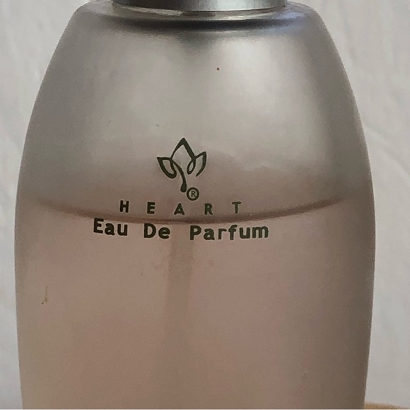 Garden Botanika Heart Eau de Parum 3.3 / 100 ml perfume - Picture 2 of 8